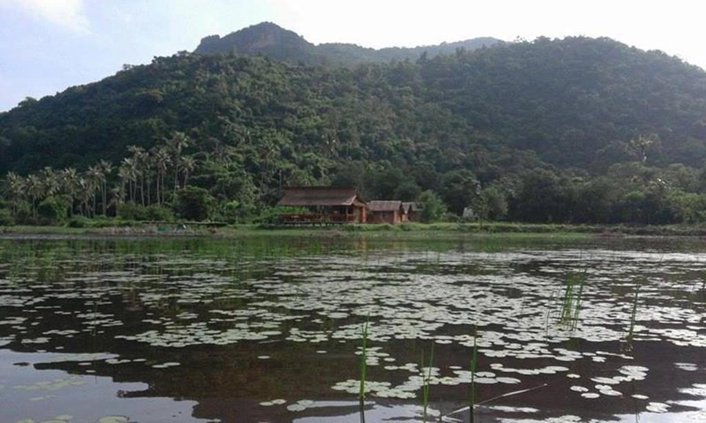 Lungcha Homestay Sam Roi Yot Exterior photo