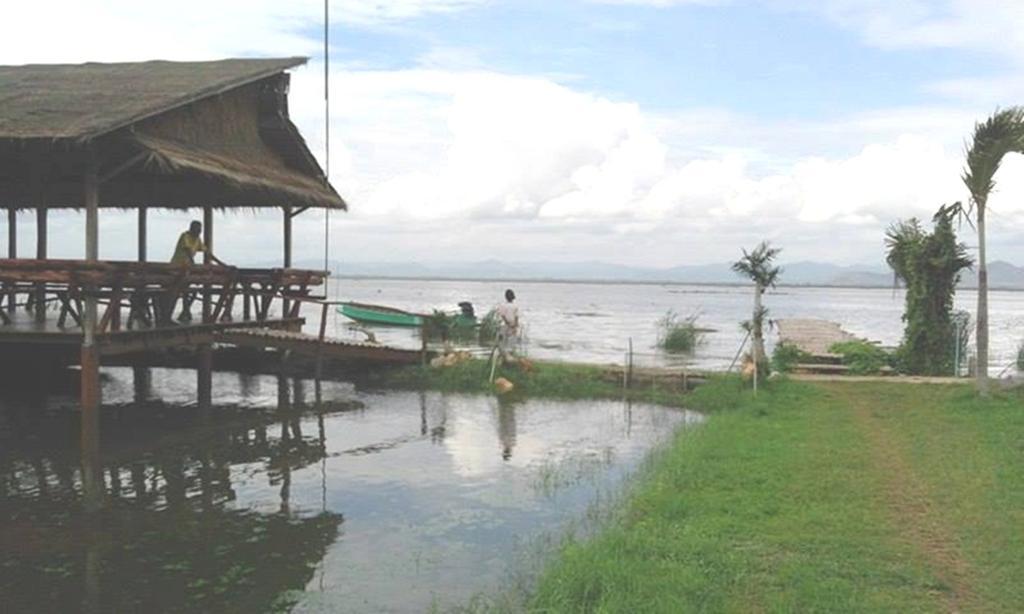 Lungcha Homestay Sam Roi Yot Exterior photo