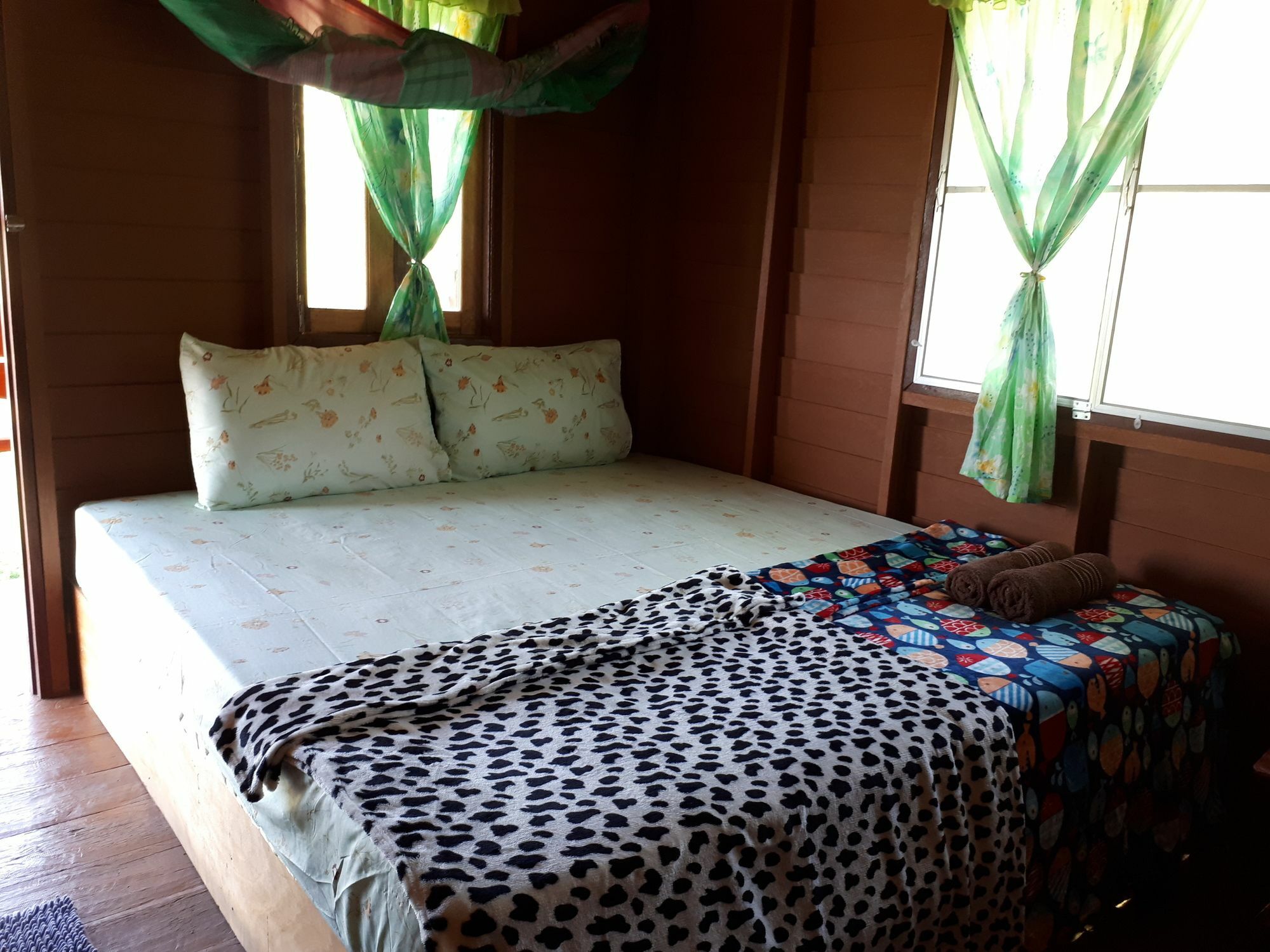 Lungcha Homestay Sam Roi Yot Exterior photo